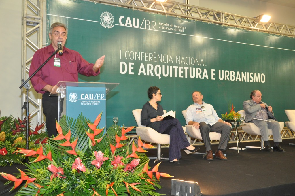 Jornalista Paulo Markun participa da I Conferência Nacional de Arquitetura e Urbanismo