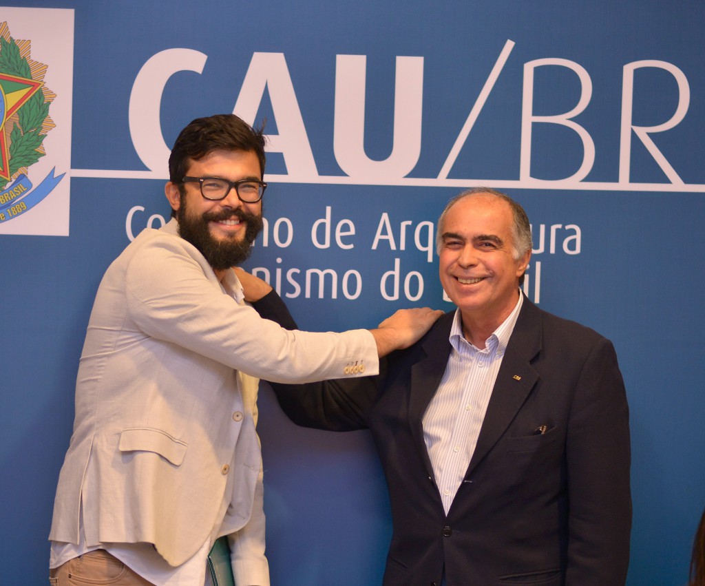 Matheus Seco (IAB/DF) e Haroldo Pinheiro (CAU/BR)